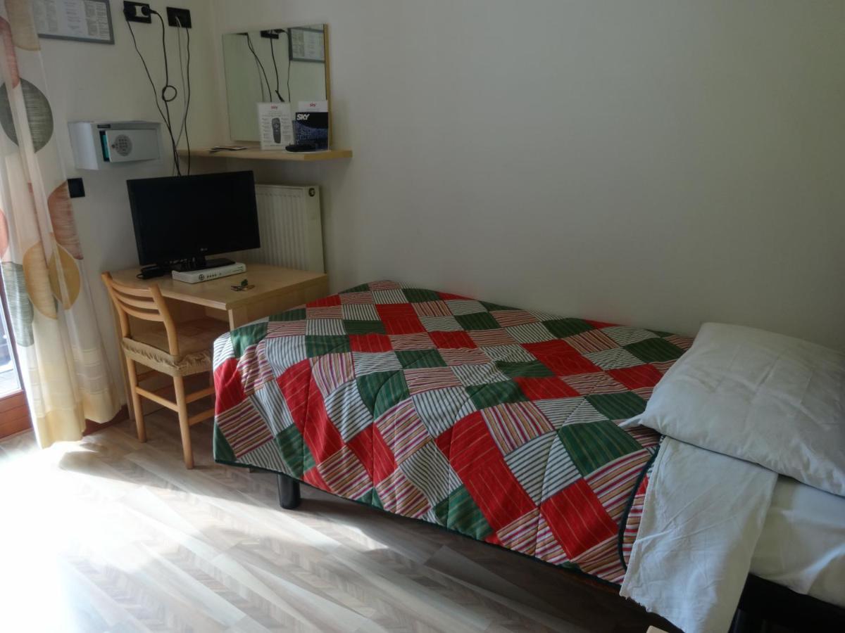 Hotel Genzianella Presenaio Εξωτερικό φωτογραφία